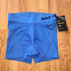 Nike Pro Hypercool women’s shorts Sz XS